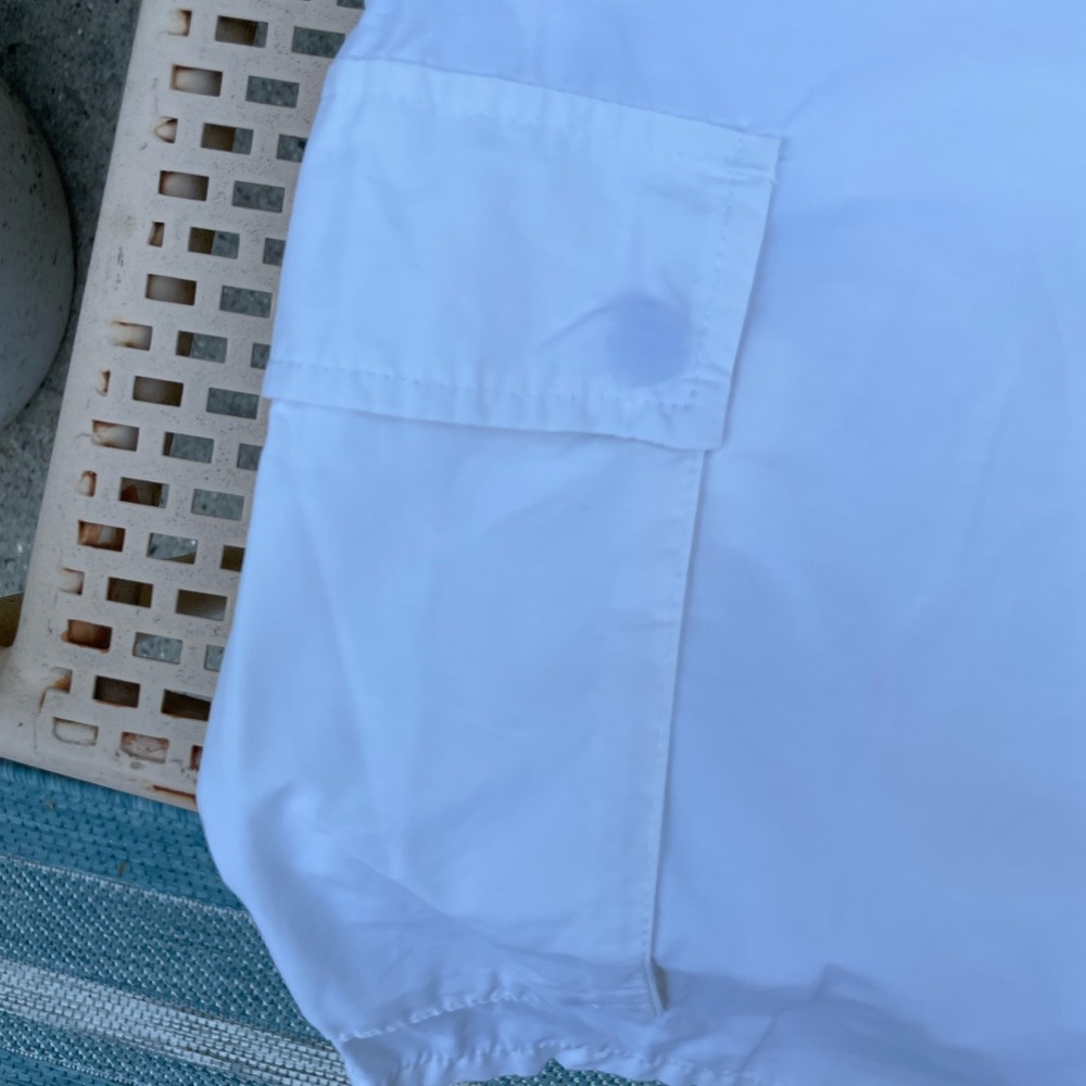 Men’s white Victorinox shorts Sz. 38 - Picture 10 of 10